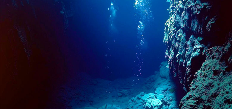 Dark Oxygen Production at the Abyssal Seafloor: Uncovering a New Oceanic Phenomenon